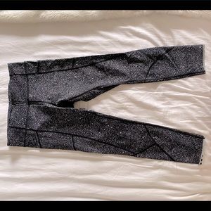 Lulu Lemon leggings size 8 (7/8 length)